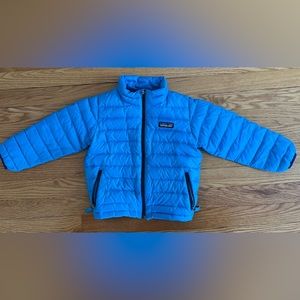 Patagonia down sweater jacket in a size 3T. Good used condition.